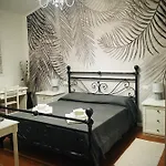 Oda ve Kahvaltı Casale I Tigli 4*